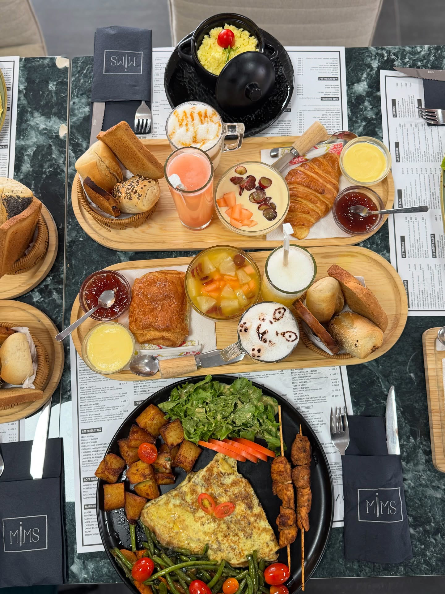 Table de brunch complète